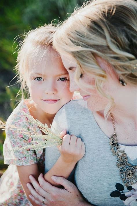 mom daughter photoshoot|Creative Mother Daughter Photoshoot Ideas. Top Poses & Tips!.